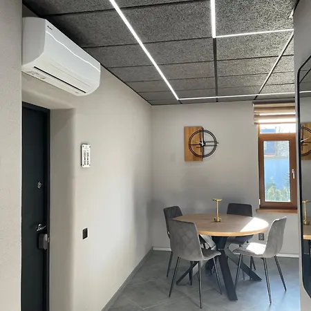 Brivibas - North & South, Free Privat Parking, Free Wifi, Self Check-in Рига
